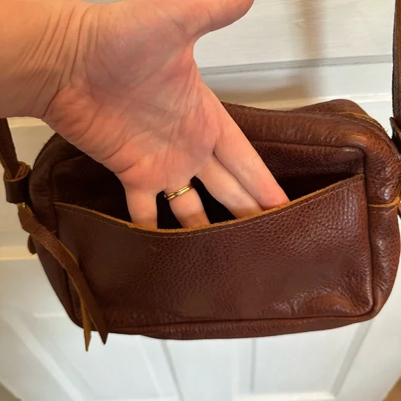 Portland Leather Women’s Camera Bag Purse - Picture 4 of 10